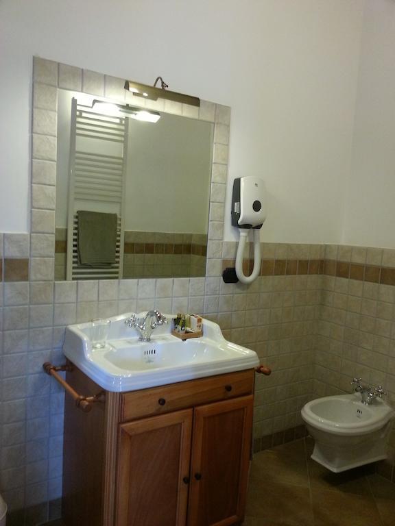 La Locanda Di San Biagio Bolzaneto Oda fotoğraf